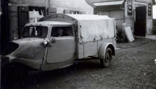 Erster Lieferwagen der Firma van Rheinberg von 1955